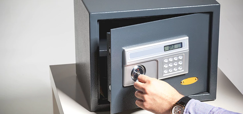 Jewelry Safe Unlocking Service in West Modesto, California